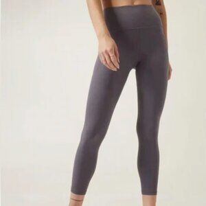 Athleta Salutation Stash Pocket II 7/8 Tight in Dusk Violet - Size S TALL